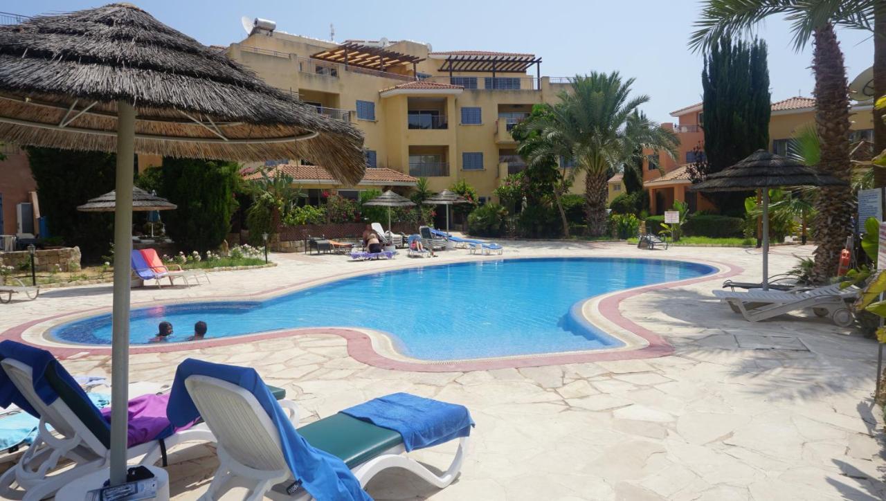 Limnaria Gardens Paphos, near beach Exterior foto